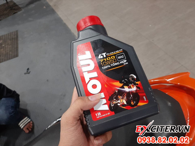 Nhớt motul 7100 10w50 cho exciter 150 - 1