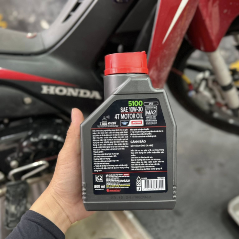Nhớt Motul 5100 4T 10W30 0.8L cho Exciter