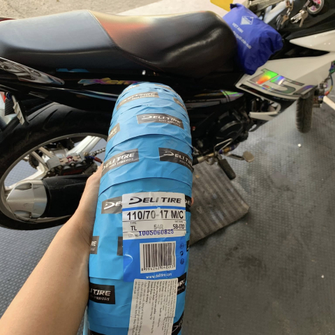 Vỏ xe Deli SB 170 Power Storm XP 110/70-17 cho xe Exciter
